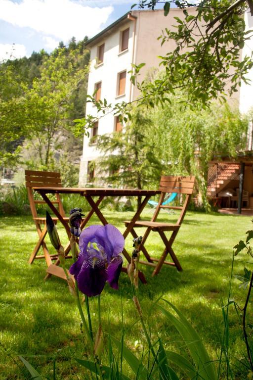 Hotel Badain Lafortunada Екстер'єр фото
